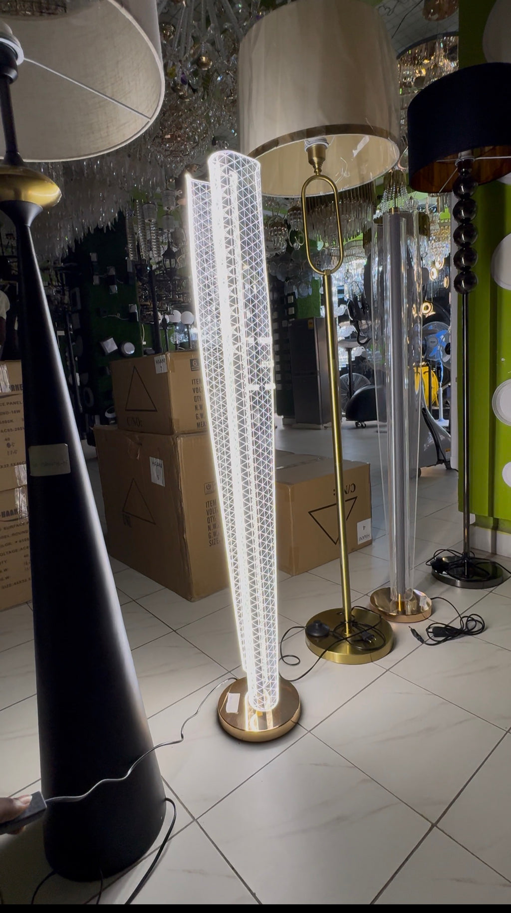 Invincible led acrylic minimalist led floor lamp
