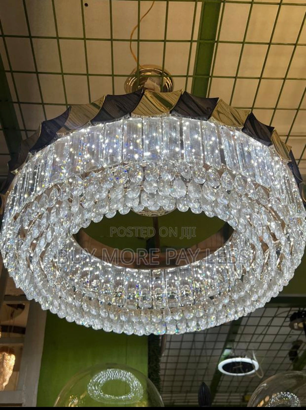 Circular crystal ring chandelier