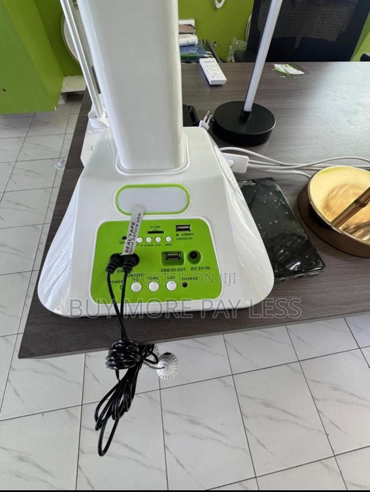 Solar table fan