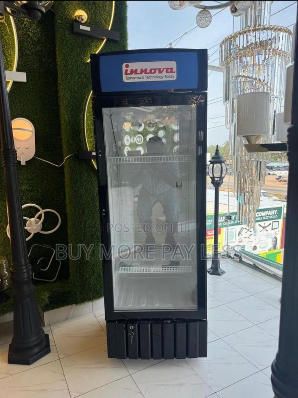 Showcase fridge