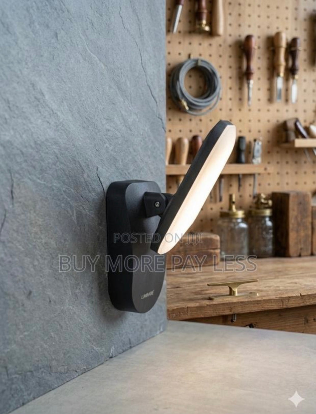 LED wall sconce