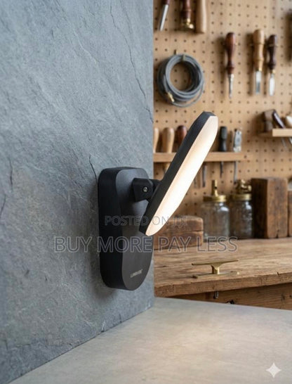 LED wall sconce