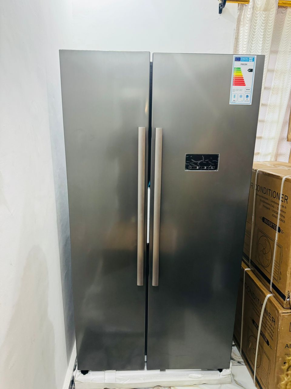 Premium side by side refrigerator
