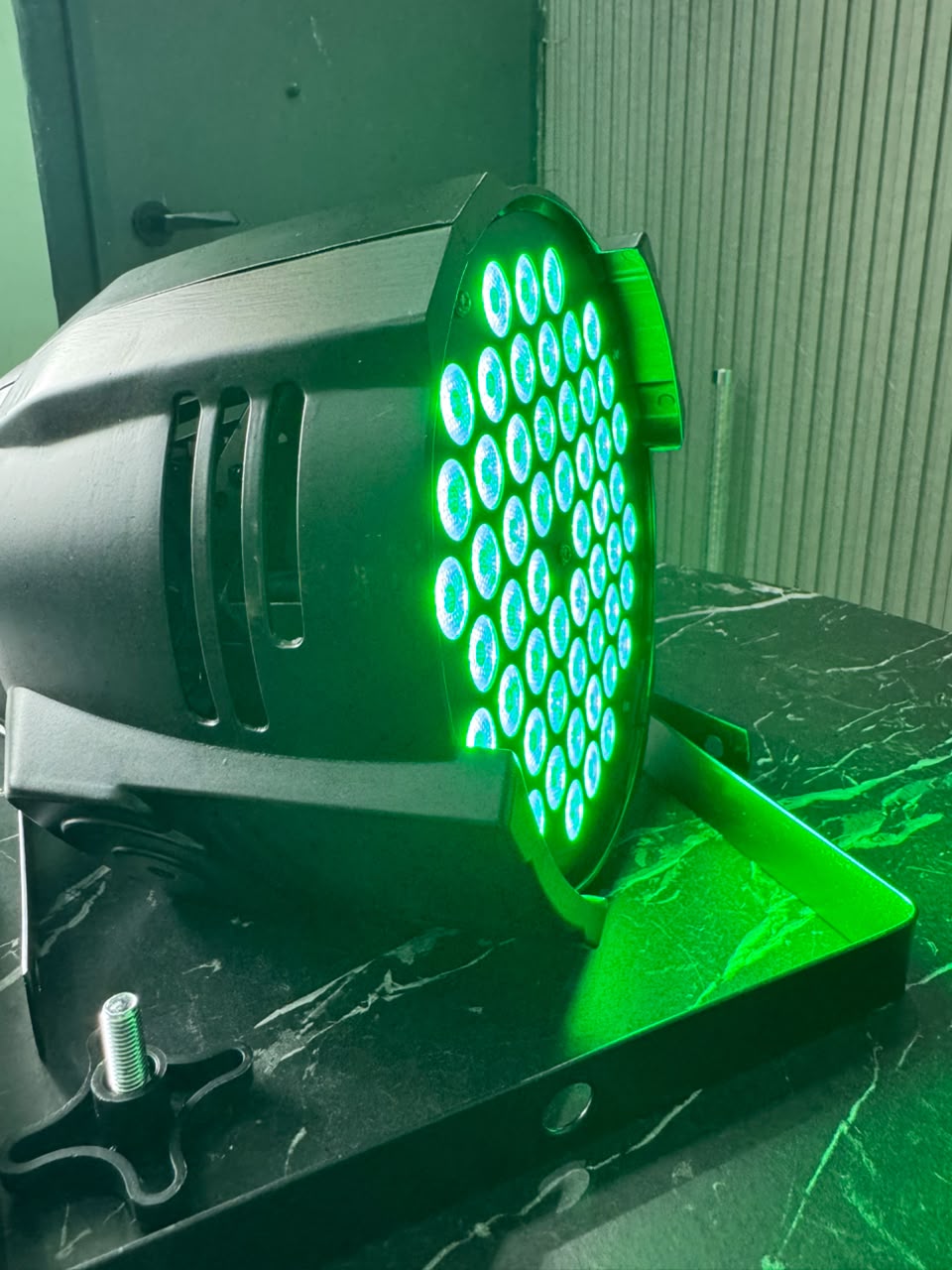 LED PAR Can stage light
