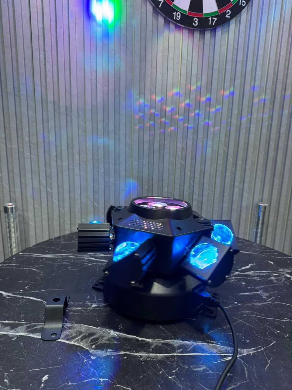 6-arm "bee eye" moving head DJ stage light
