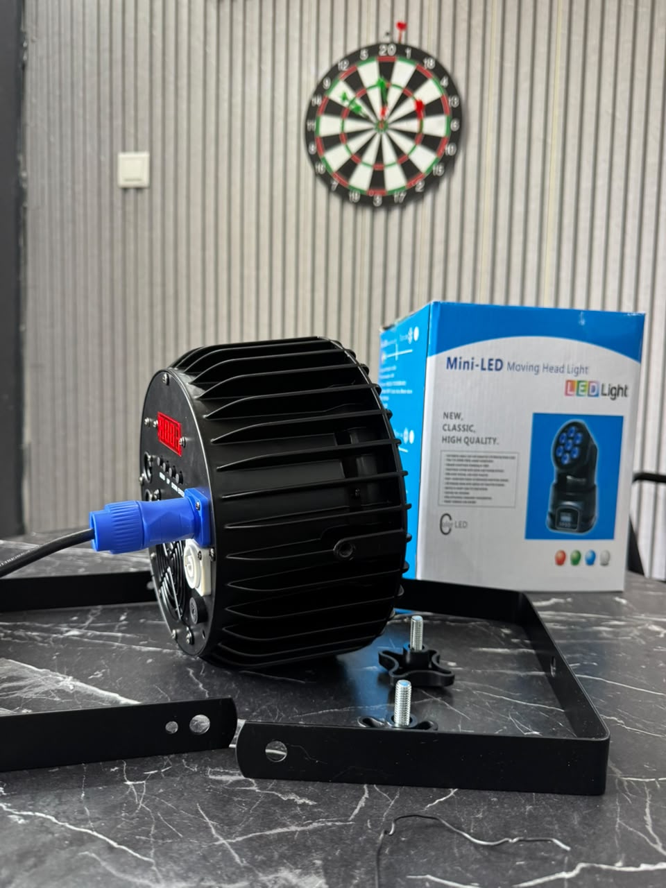 Professional 18-LED PAR Stage Light