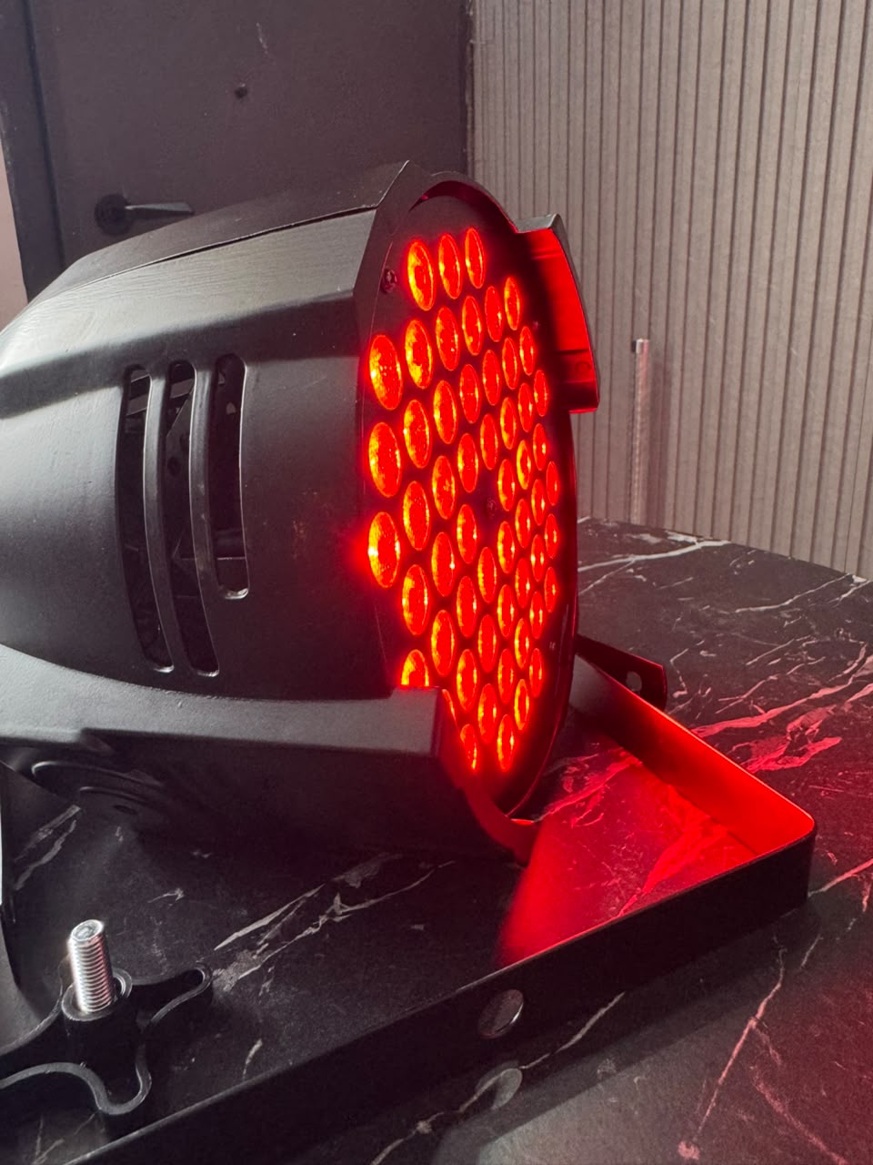 LED PAR Can stage light