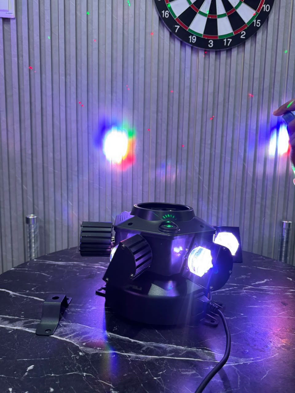 6-arm "bee eye" moving head DJ stage light