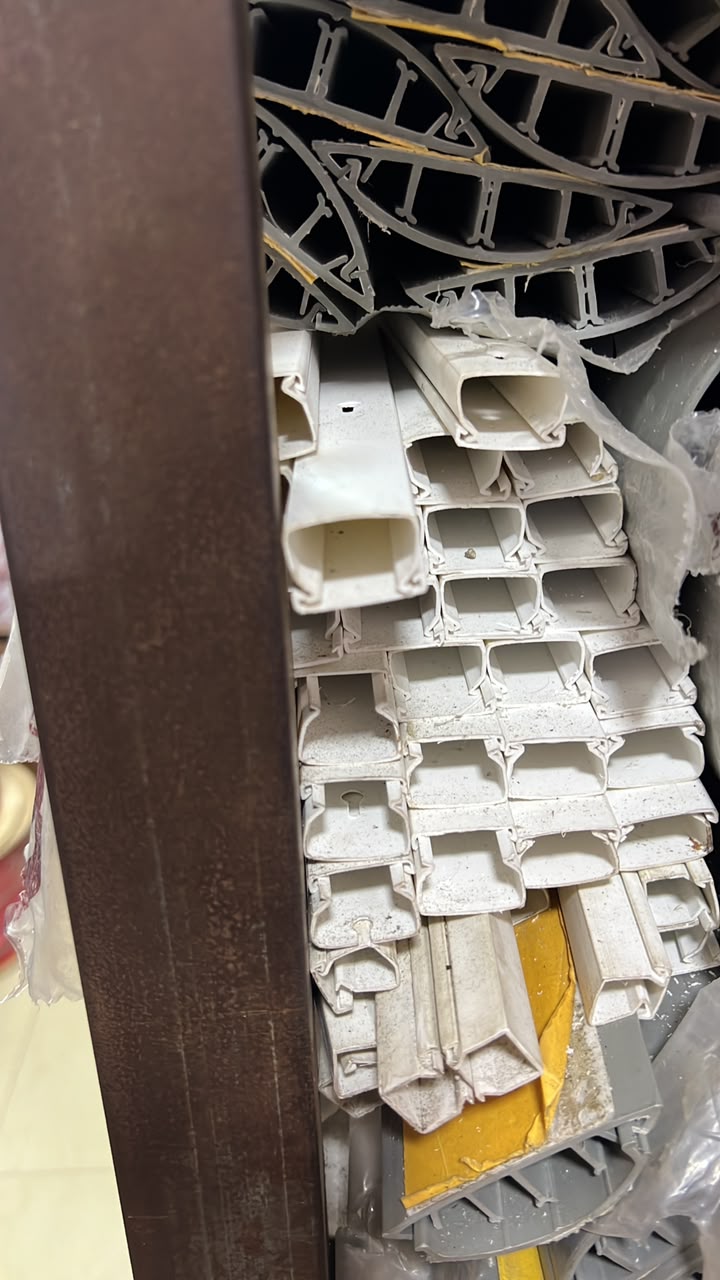 16 × 25 mm Multisan Trunking